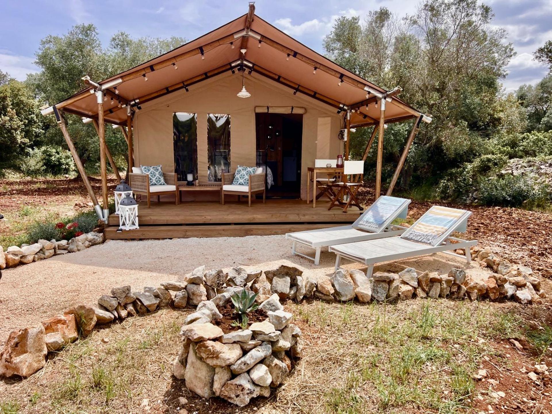 Domus Olea Glamping Hotel Ceglie Messapica Exterior photo